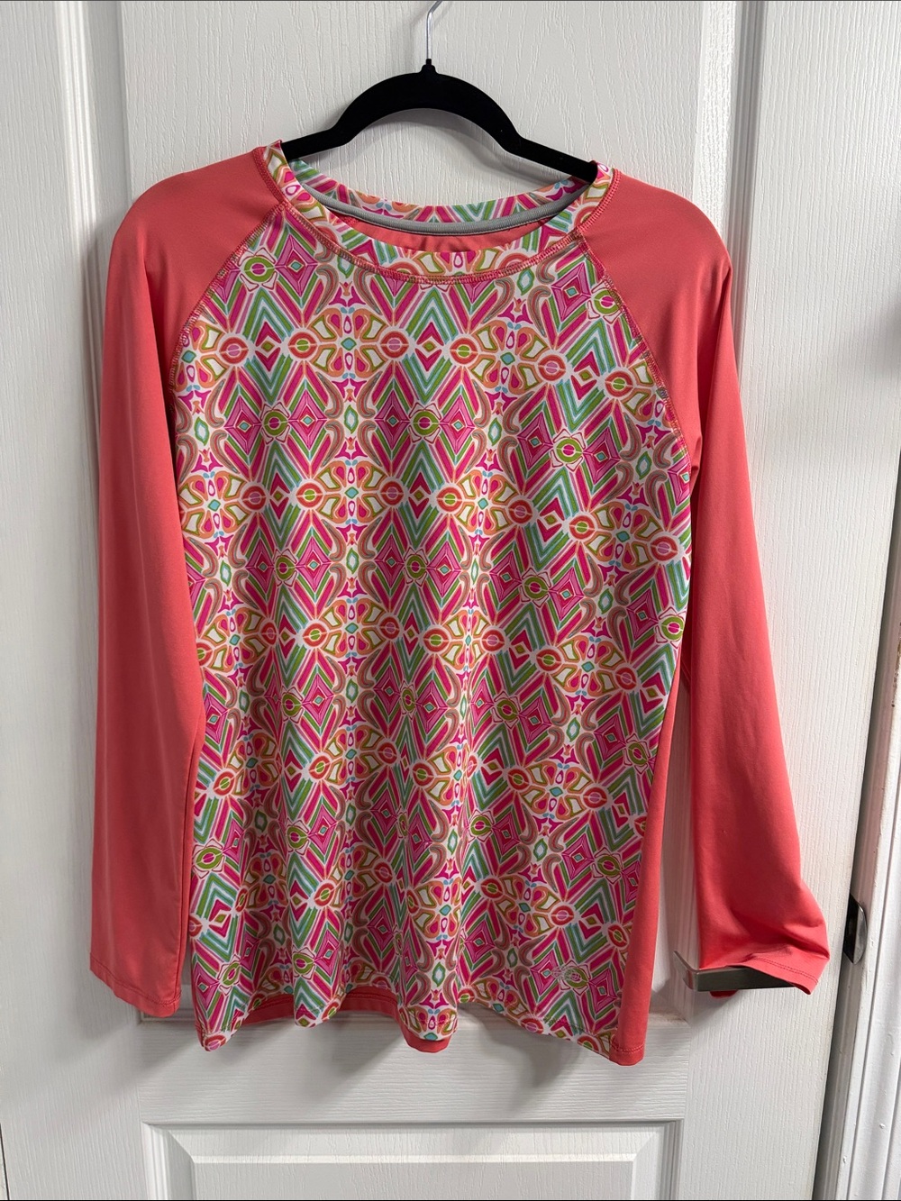Reel Legends Coral Pink Multicolor Geometric Raglan Long Sleeve Top Beachy